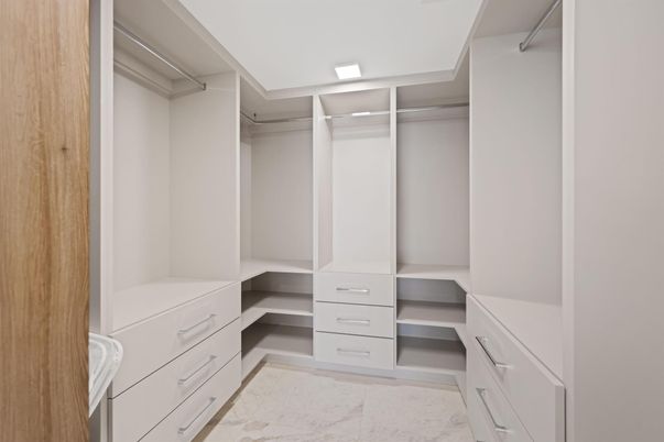 Interior, Walk-in Closets