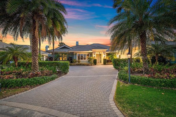 Backyard, Exterior, Facade, Mediterranean