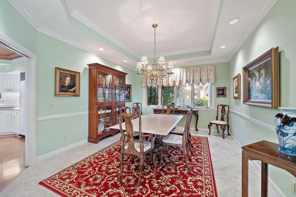 Chandelier, Dining room, Interior, Recessed Lighting