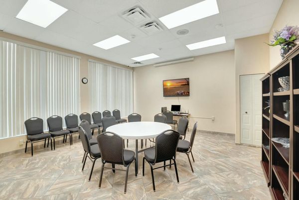 Dining room, Interior, Recessed Lighting