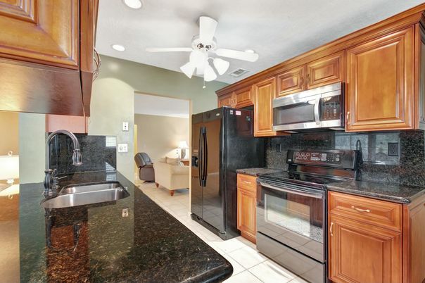 Interior, Kitchen, Recessed Lighting