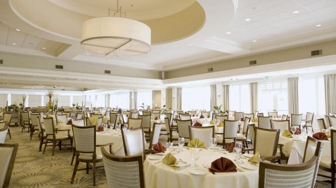Dining room, Interior, Pendant Lights, Recessed Lighting
