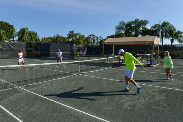 Exterior, Tennis Courts