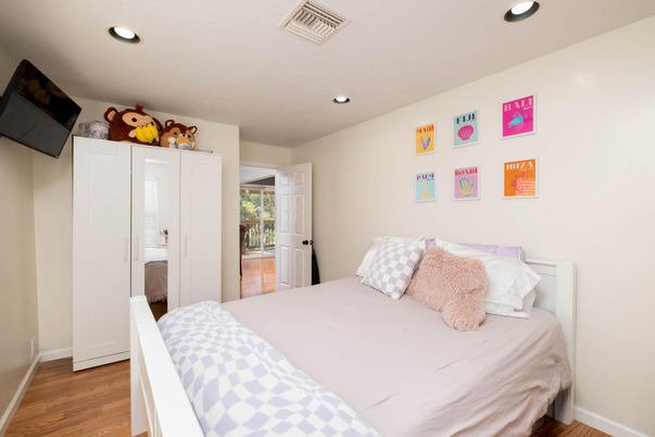 Bedroom, Interior, Recessed Lighting, Wood Texture Flooring
