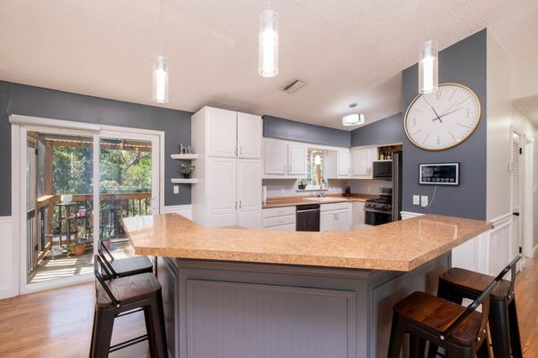 Interior, Kitchen, Pendant Lights, Wood Texture Flooring