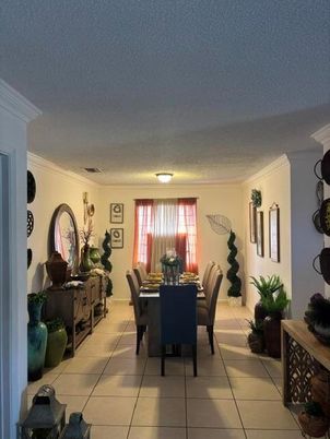 Dining room, Interior