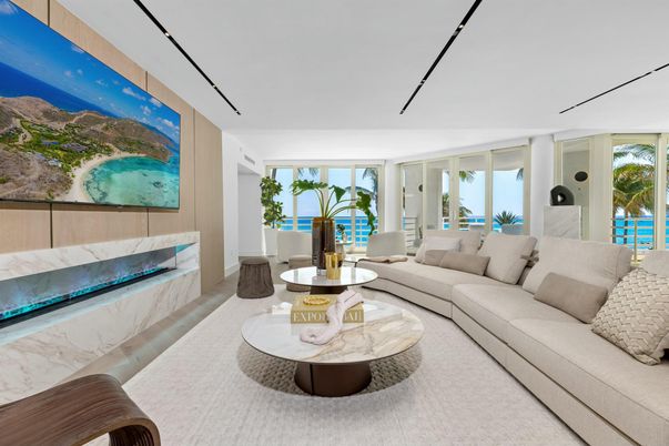 Fireplace, Interior, Living room