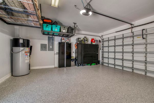 Garage, Interior