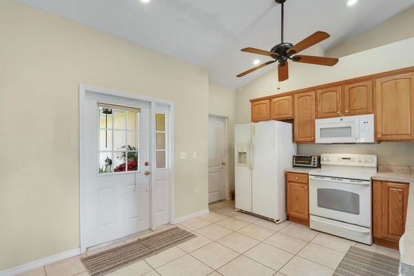 Interior, Kitchen, Recessed Lighting