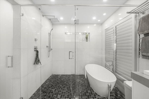 Bathroom, Free Standing Baths, Glass Shower, Interior, Recessed Lighting