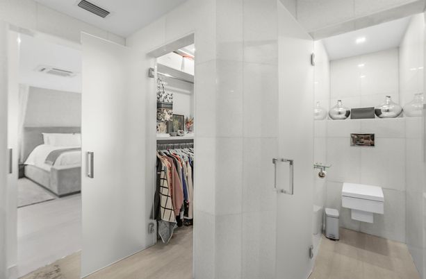 Bathroom, Bedroom, Interior, Recessed Lighting, Wood Texture Flooring