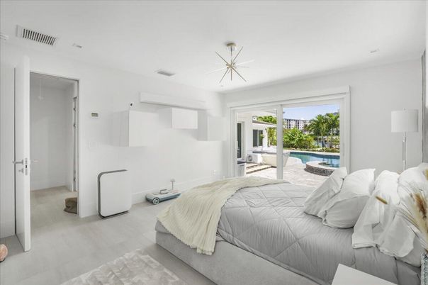 Bedroom, Interior, Pendant Lights