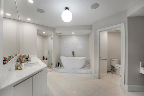 Bathroom, Dual Sink Vanities, Free Standing Baths, Glass Shower, Interior, Recessed Lighting