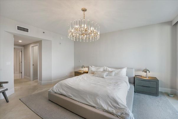Bedroom, Chandelier, Interior, Pendant Lights, Recessed Lighting