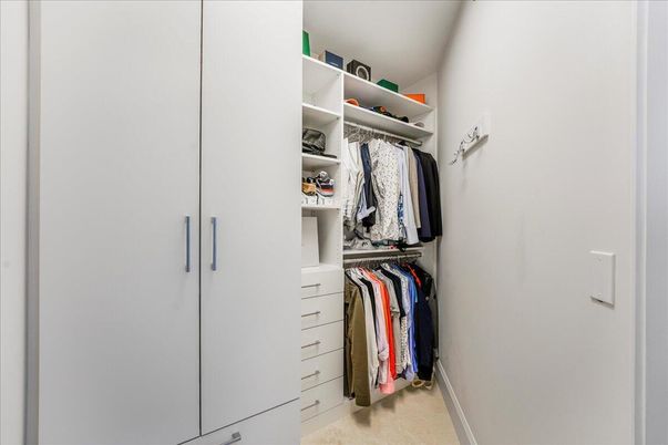Interior, Walk-in Closets