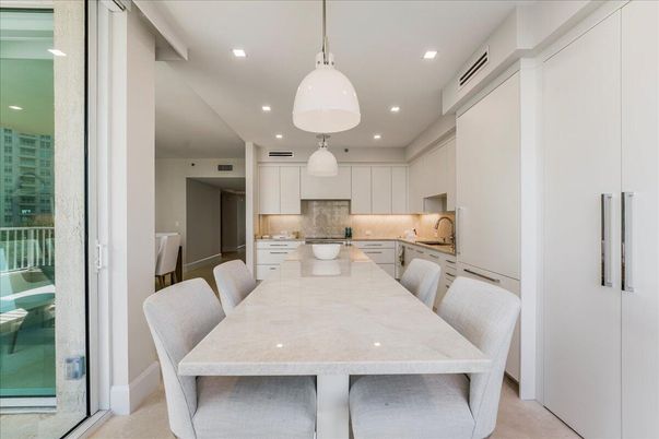 Dining room, Interior, Kitchen, Pendant Lights, Recessed Lighting