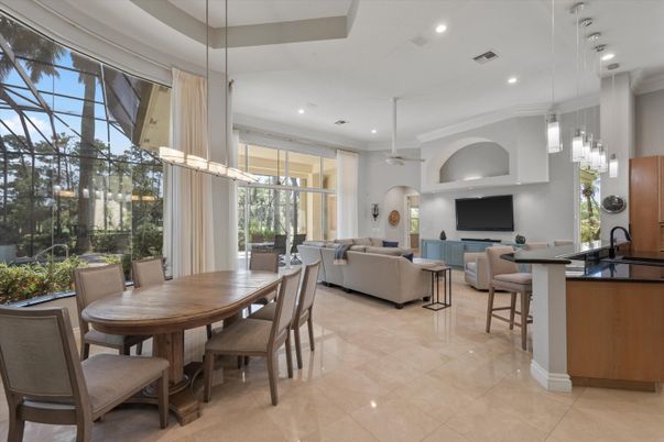 Dining room, Interior, Living room, Pendant Lights, Recessed Lighting