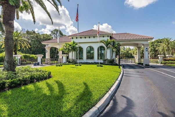 Backyard, Exterior, Facade, Mediterranean