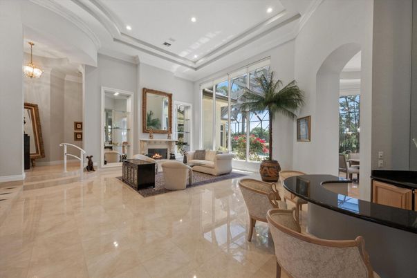 Fireplace, Interior, Living room, Pendant Lights, Recessed Lighting