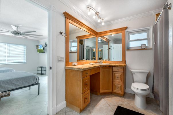 Bathroom, Interior