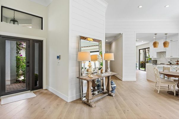 Dining room, Interior, Kitchen, Pendant Lights, Recessed Lighting, Wood Texture Flooring