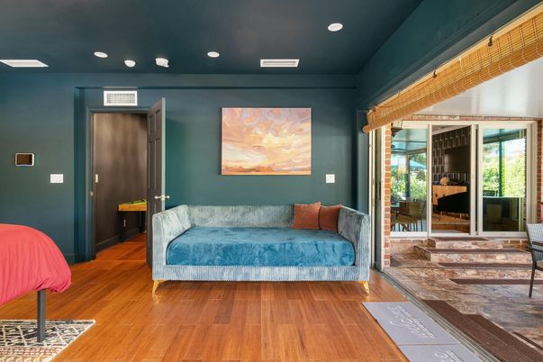 Interior, Recessed Lighting, Wood Texture Flooring