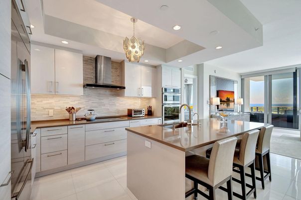 Interior, Kitchen, Pendant Lights, Recessed Lighting, Stainless Steel Appliances