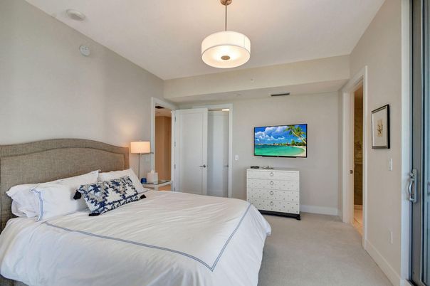 Bedroom, Interior, Pendant Lights