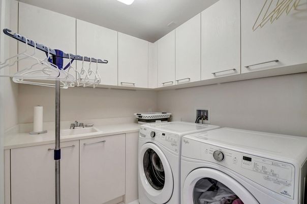 Interior, Washer