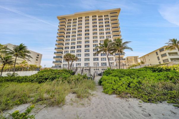 Exterior, Facade, Condo Building