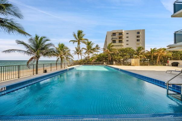 Exterior, Pool, Water