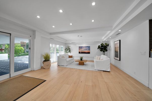 Interior, Living room, Pendant Lights, Recessed Lighting, Wood Texture Flooring