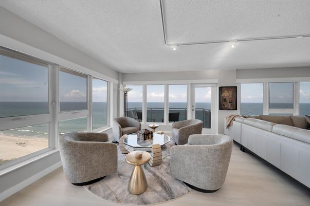 Interior, Living room, Water