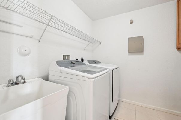 Interior, Utility Closets, Washer