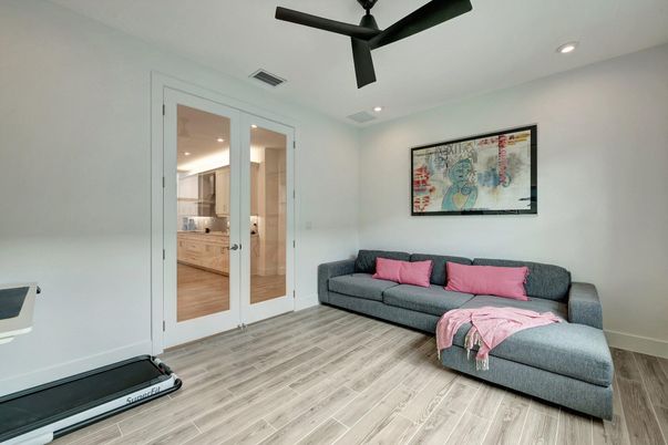 Interior, Recessed Lighting, Wood Texture Flooring