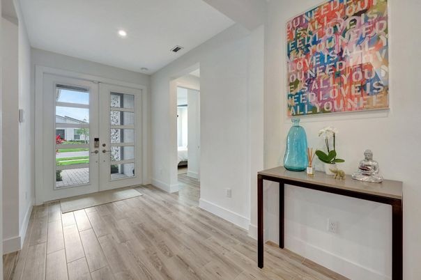 Interior, Recessed Lighting, Wood Texture Flooring