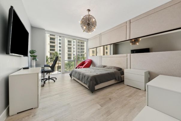 Bedroom, Chandelier, Home Office, Interior, Wood Texture Flooring
