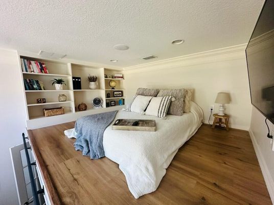 Bedroom, Interior, Recessed Lighting, Wood Texture Flooring