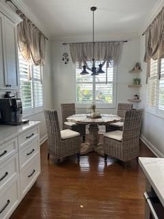 Chandelier, Dining room, Interior, Wood Texture Flooring
