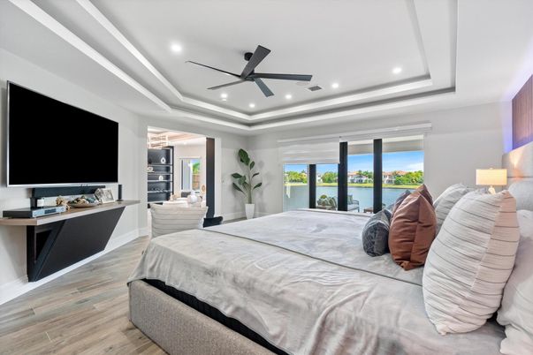 Bedroom, Interior, Recessed Lighting, Water, Wood Texture Flooring