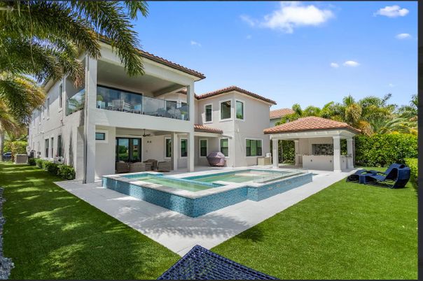 Backyard, Exterior, Pool