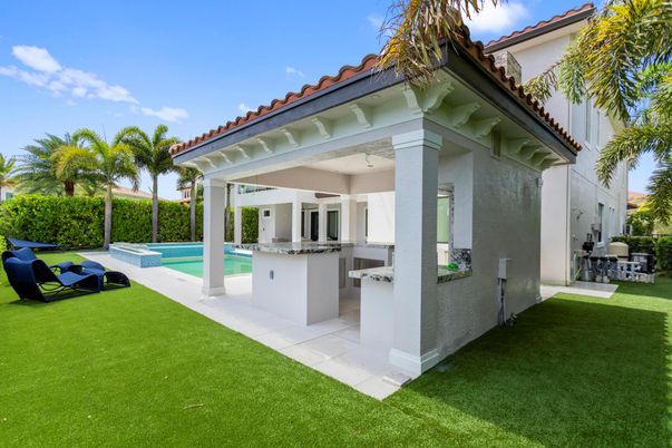 Backyard, Exterior, Pool