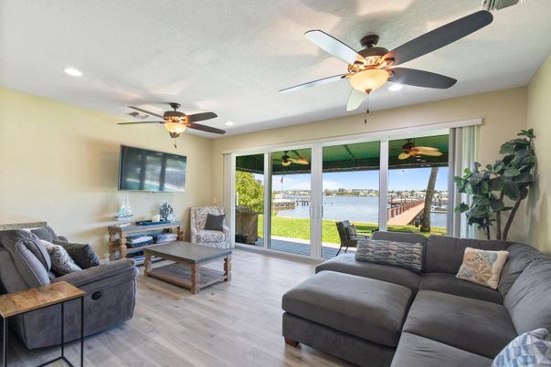 Interior, Living room, Recessed Lighting, Water, Wood Texture Flooring