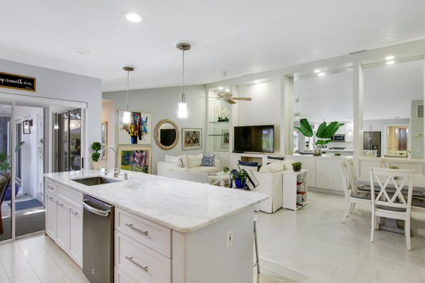 Dining room, Interior, Kitchen, Living room, Pendant Lights, Recessed Lighting, Stainless Steel Appliances, Wood Texture Flooring