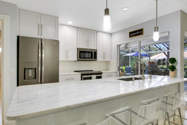 Interior, Kitchen, Pendant Lights, Recessed Lighting, Stainless Steel Appliances