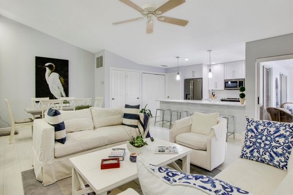 Dining room, Interior, Kitchen, Living room, Pendant Lights, Stainless Steel Appliances