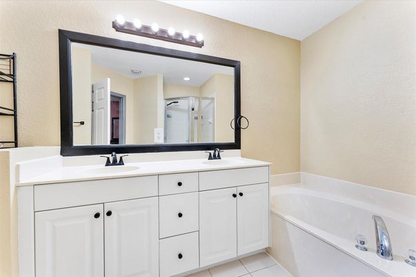Bathroom, Dual Sink Vanities, Free Standing Baths, Interior