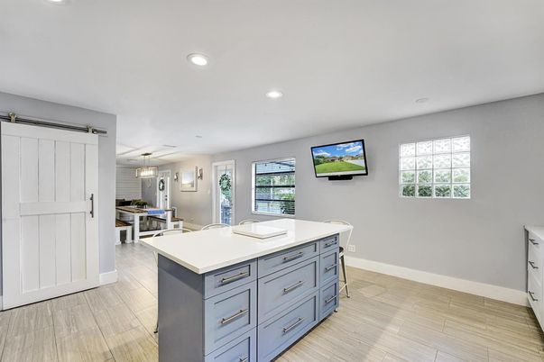 Interior, Kitchen, Pendant Lights, Recessed Lighting, Wood Texture Flooring