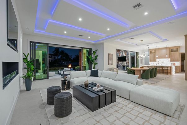 Interior, Kitchen, Living room, Pendant Lights, Recessed Lighting