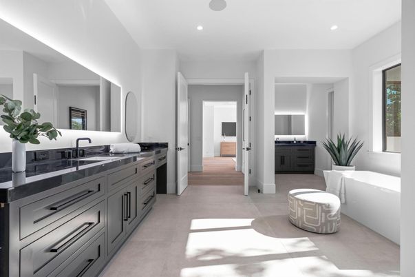 Bathroom, Dual Sink Vanities, Interior, Recessed Lighting